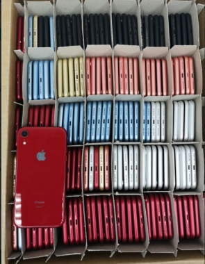 Wholesale - Apple iPhone XR 64/128GB - Grade A/B(unlocked)photo1